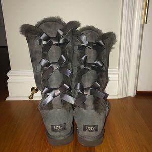 Gray Bow Tall Uggs